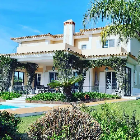 Crisaflor 빌라 몬카라파초