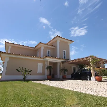 Villa Crisaflor