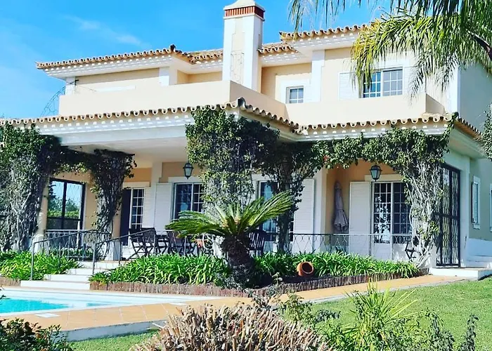 Crisaflor 빌라 몬카라파초